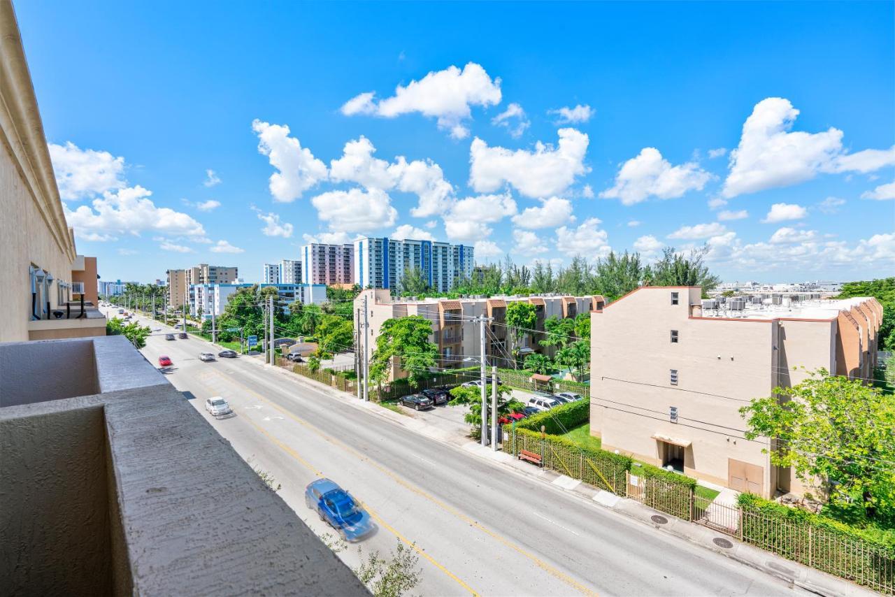 Airport Getaway Apartamento Miami Exterior foto